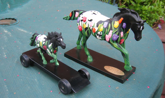 pinewood derby horse car